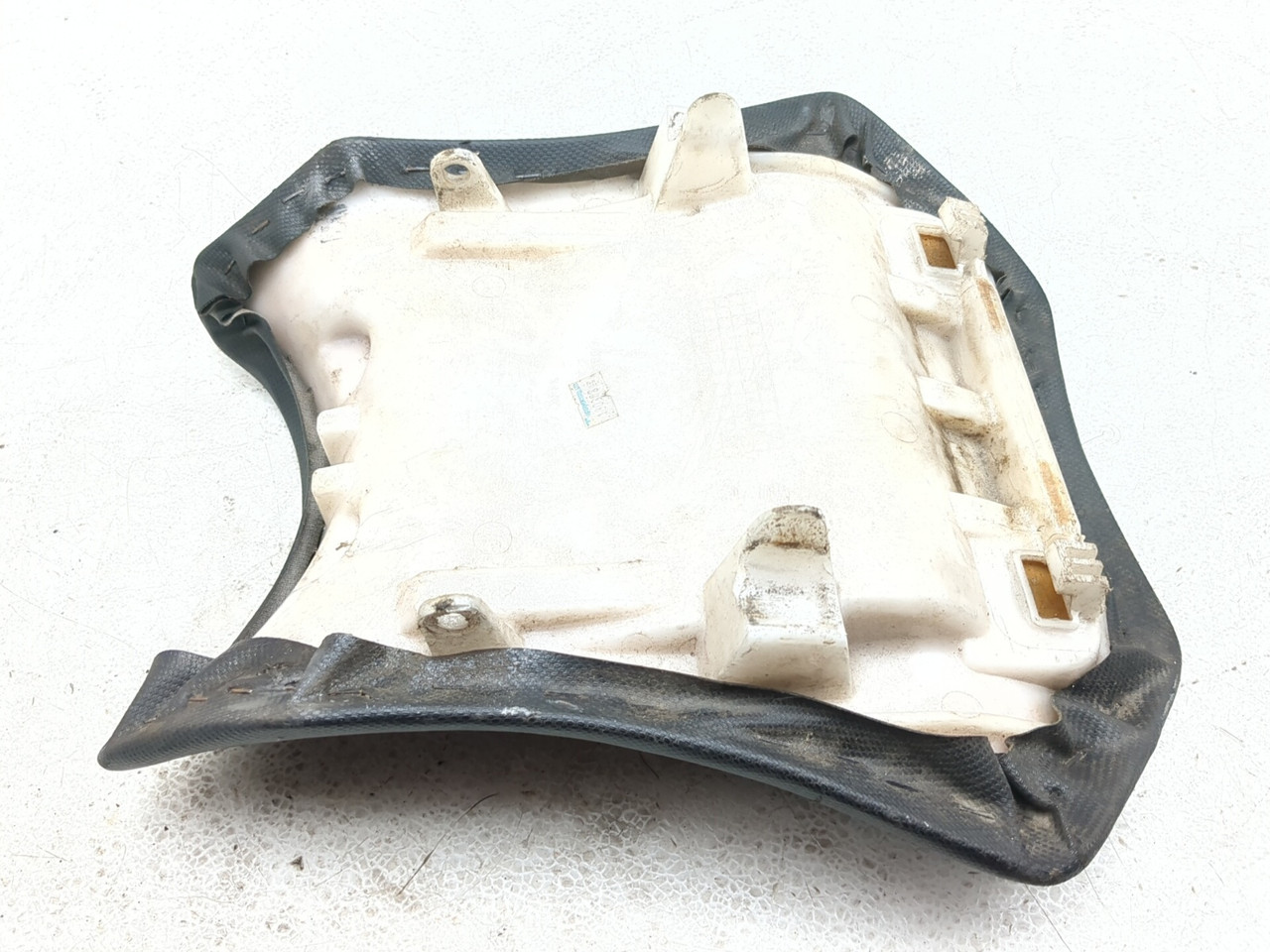 鮭丸@　YAMAHA イス 04-06 Yamaha YZF R1 YZF-R1 Front Driver Seat 53066-0168 - Sun