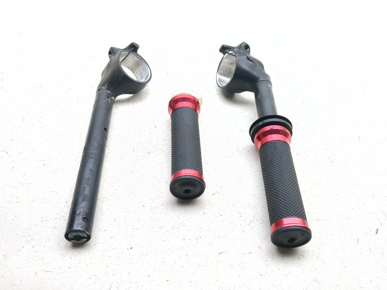 01-06 Honda CBR 600 F4i Front Handlebar Clip On Grip Set STRAIGHT