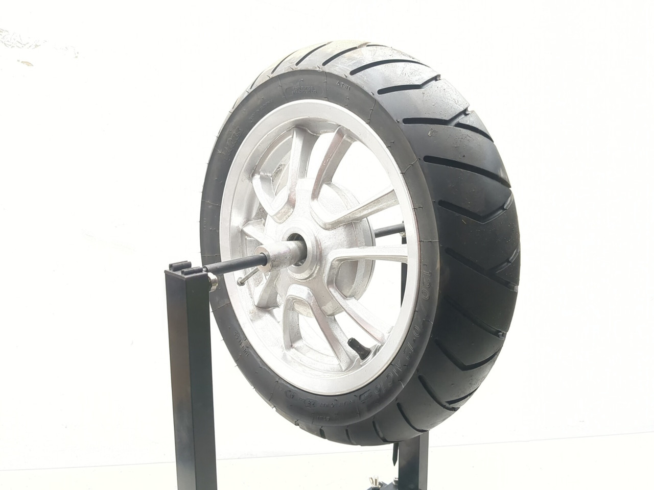 18-25 Vespa Sprint 50 Rear Wheel Rim 12X3 Mitas Rear Tire 120/70
