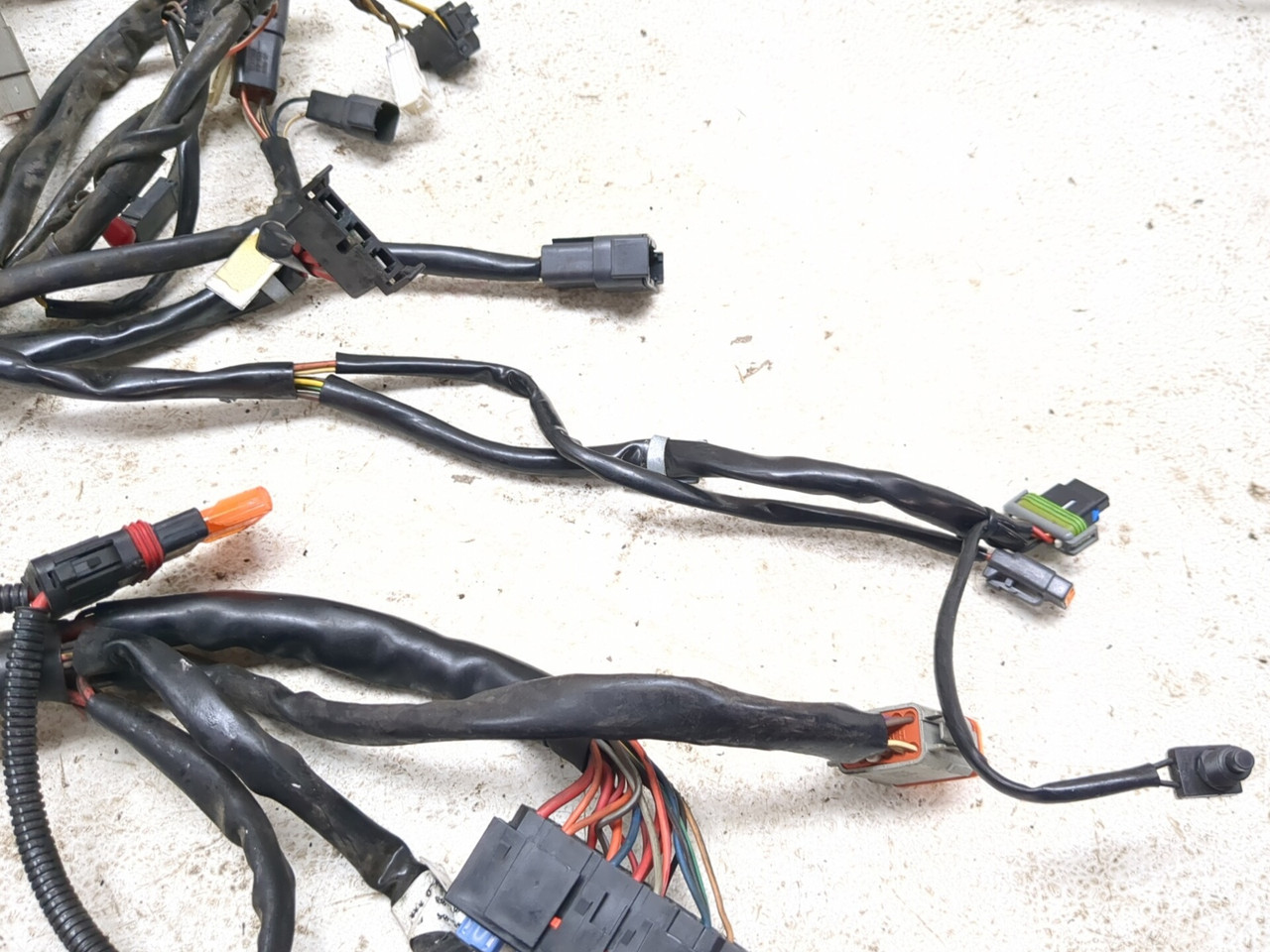 04-06 Harley Road King Custom FLHRSI Main Wiring Harness 70245-04A
