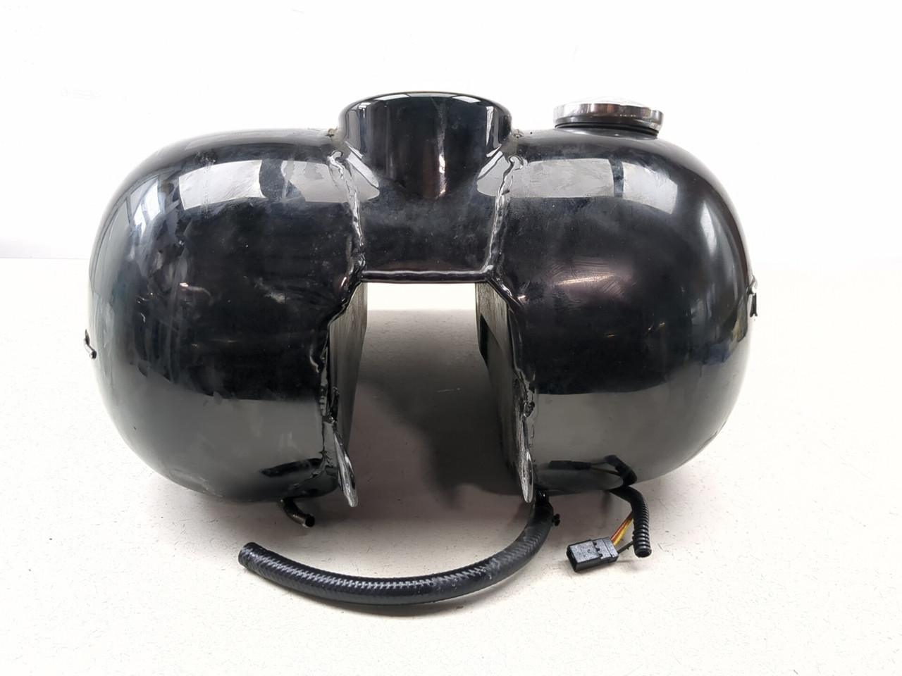 04-06 Harley Road King Custom FLHRSI Gas Fuel Tank 61268-03 - Sun