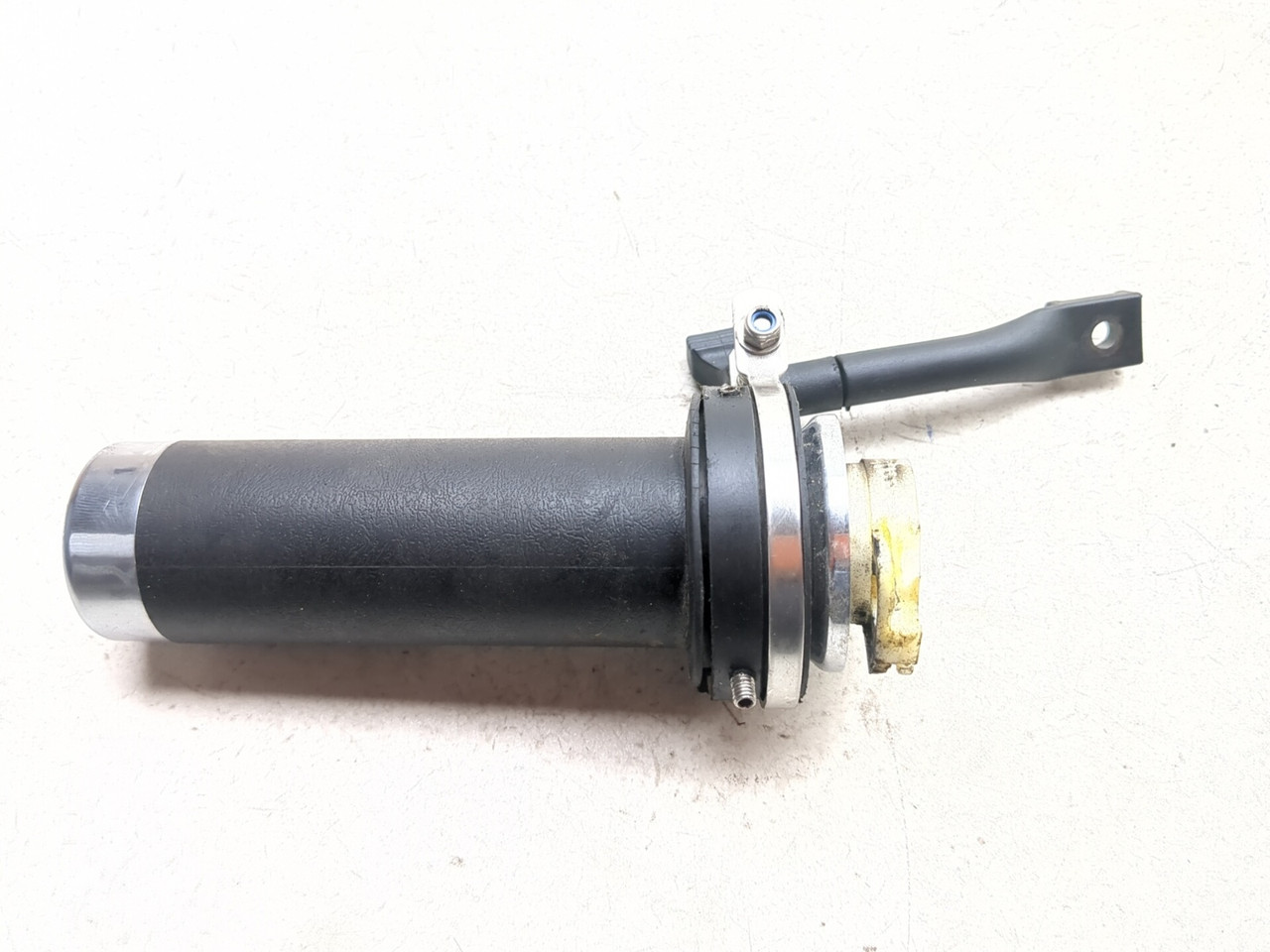 97-07 Honda Shadow Spirit VT1100C Front Handlebar Grip Set - Sun
