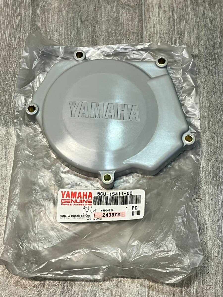 Yamaha エンジンカバー 1RM-15411-01 新品 99-25 Yamaha YZ250 YZ250X Crankcase Ignition Flywheel Cover 5CU