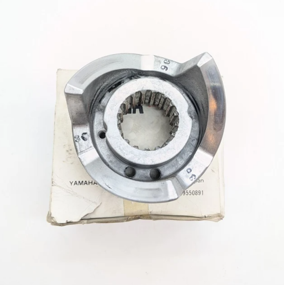 92-97 Yamaha Vmax 4 750 800 Secondary Clutch Helix 89A-17684-6A
