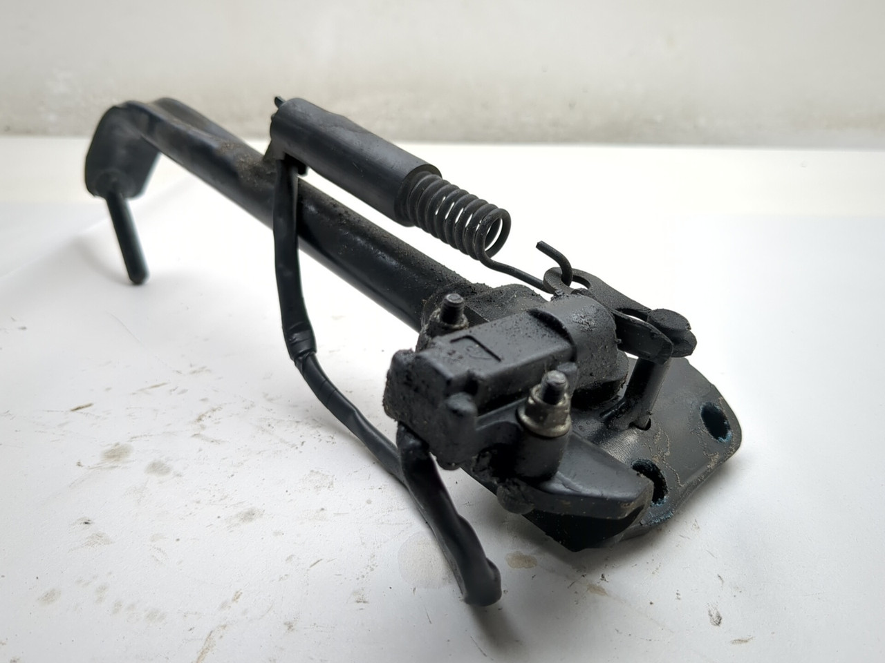 25-26 Yamaha MT-07 MTN690 Left Side Stand 1WS-27311-00-00 - Sun