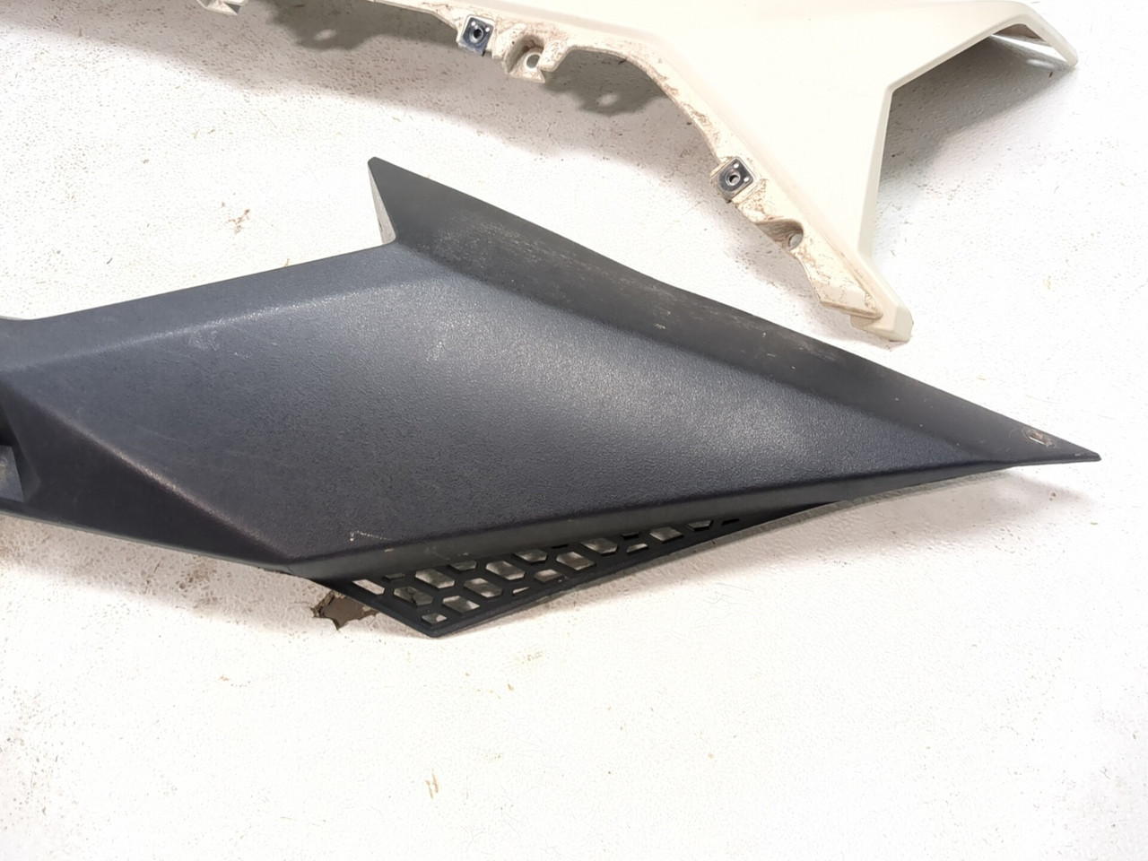 【CPC-L30】kazu123211 20-26 Kawasaki KRX KRF Teryx 1000 Rear Left Fender Panel 35023