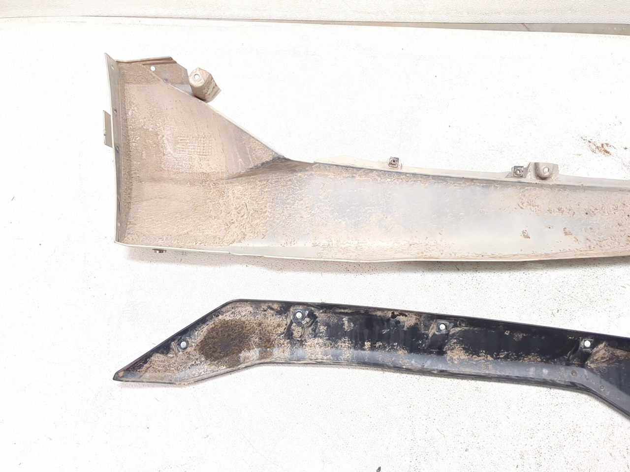 20-26 Kawasaki KRX KRF Teryx 1000 Rear Left Fender Panel 35023
