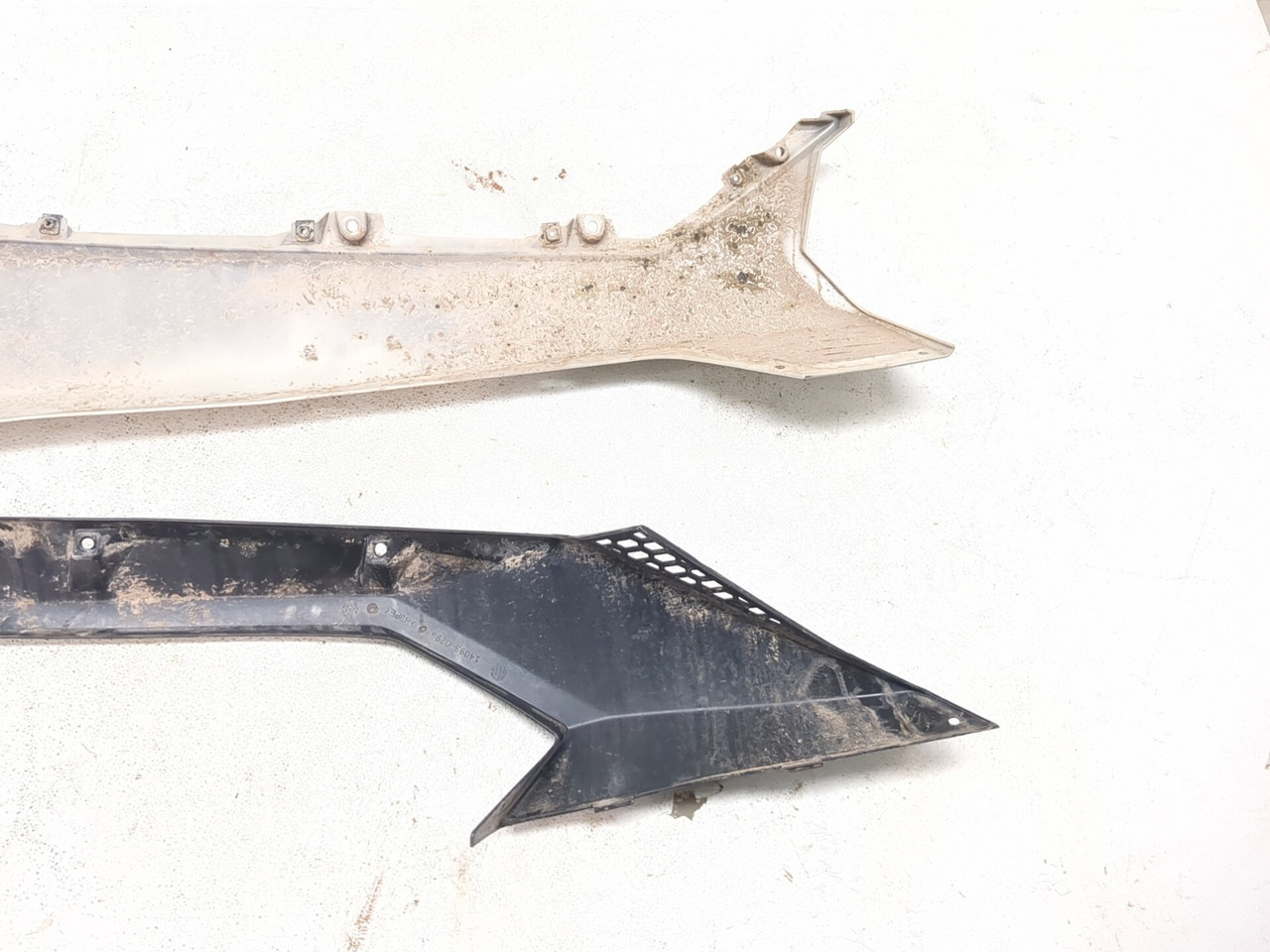 20-26 Kawasaki KRX KRF Teryx 1000 Rear Left Fender Panel 35023