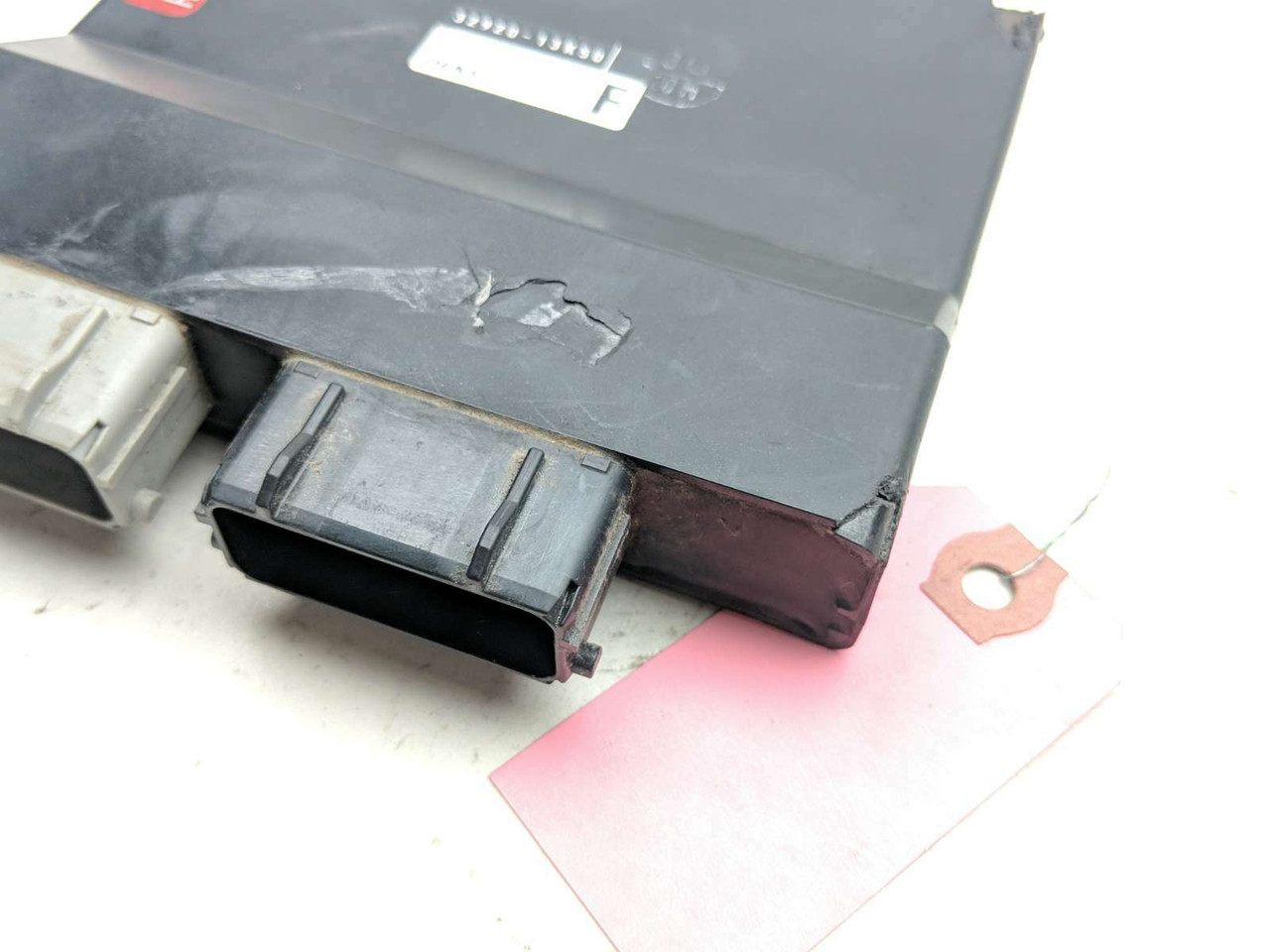 18 Suzuki Katana GSX-S750 Computer CDI ECU ECM Box 112600-5211