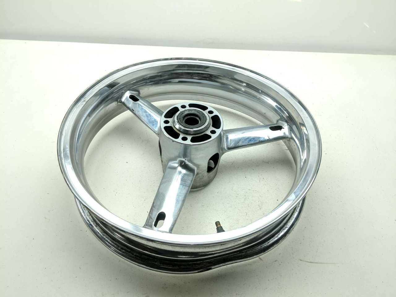 99-07 Suzuki Hayabusa GSX1300R Rear Wheel Rim 17 x 6.00 - Sun