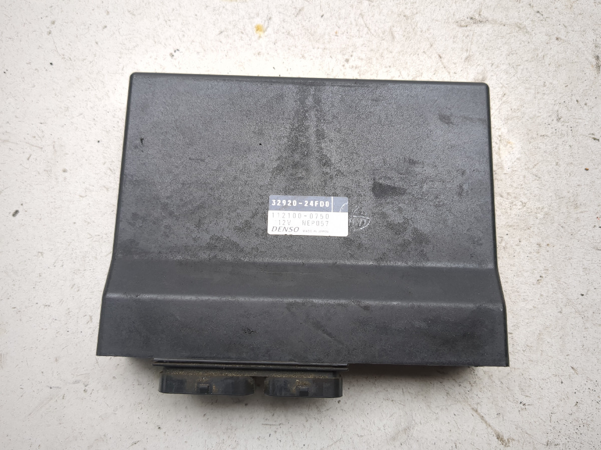 【②】 99-07 Suzuki Hayabusa GSX1300R Computer CDI ECU ECM Box 32920