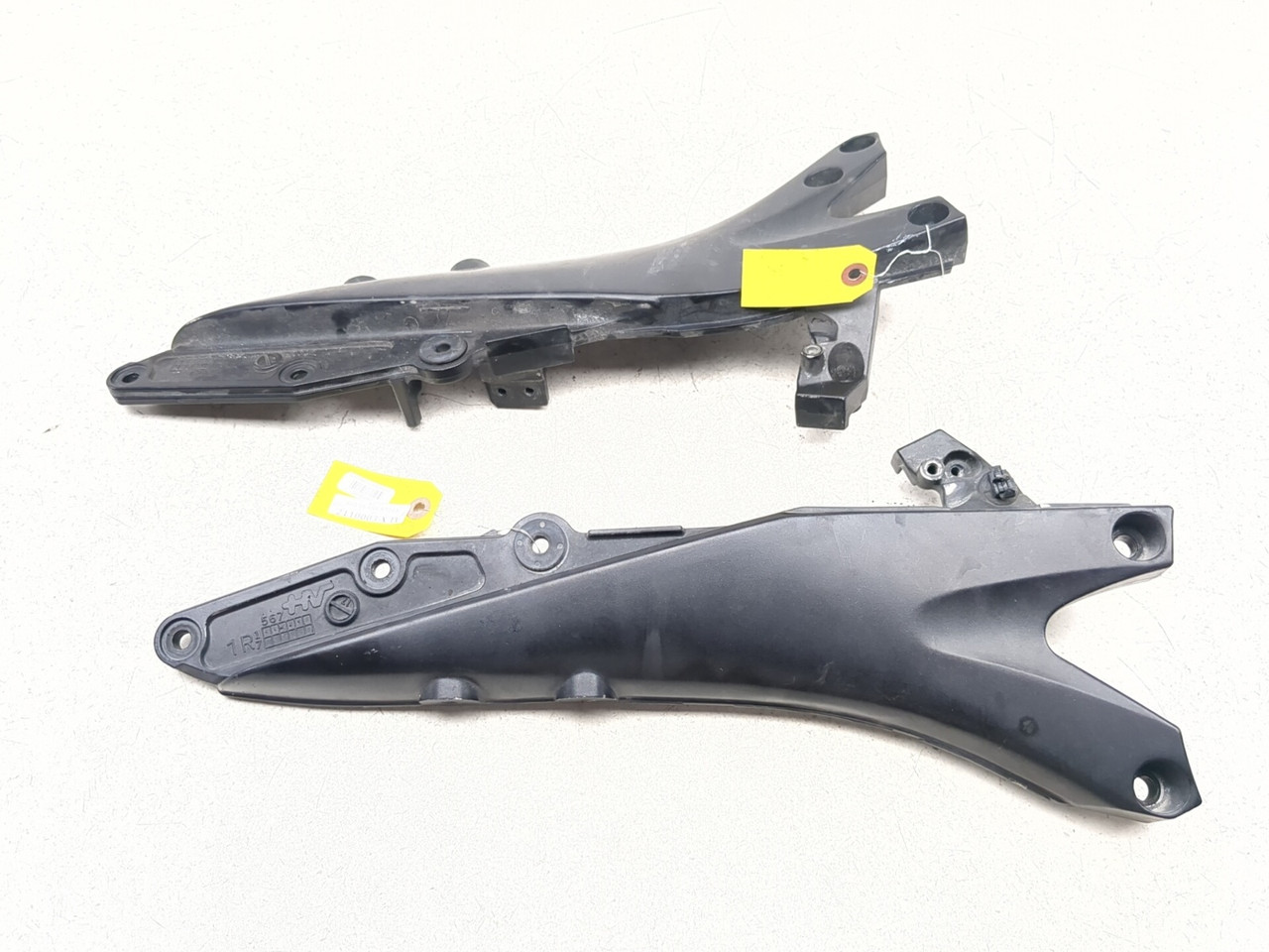 06 07 Suzuki GSXR 600 750 Left Right Rear Seat Rail Subframe Set
