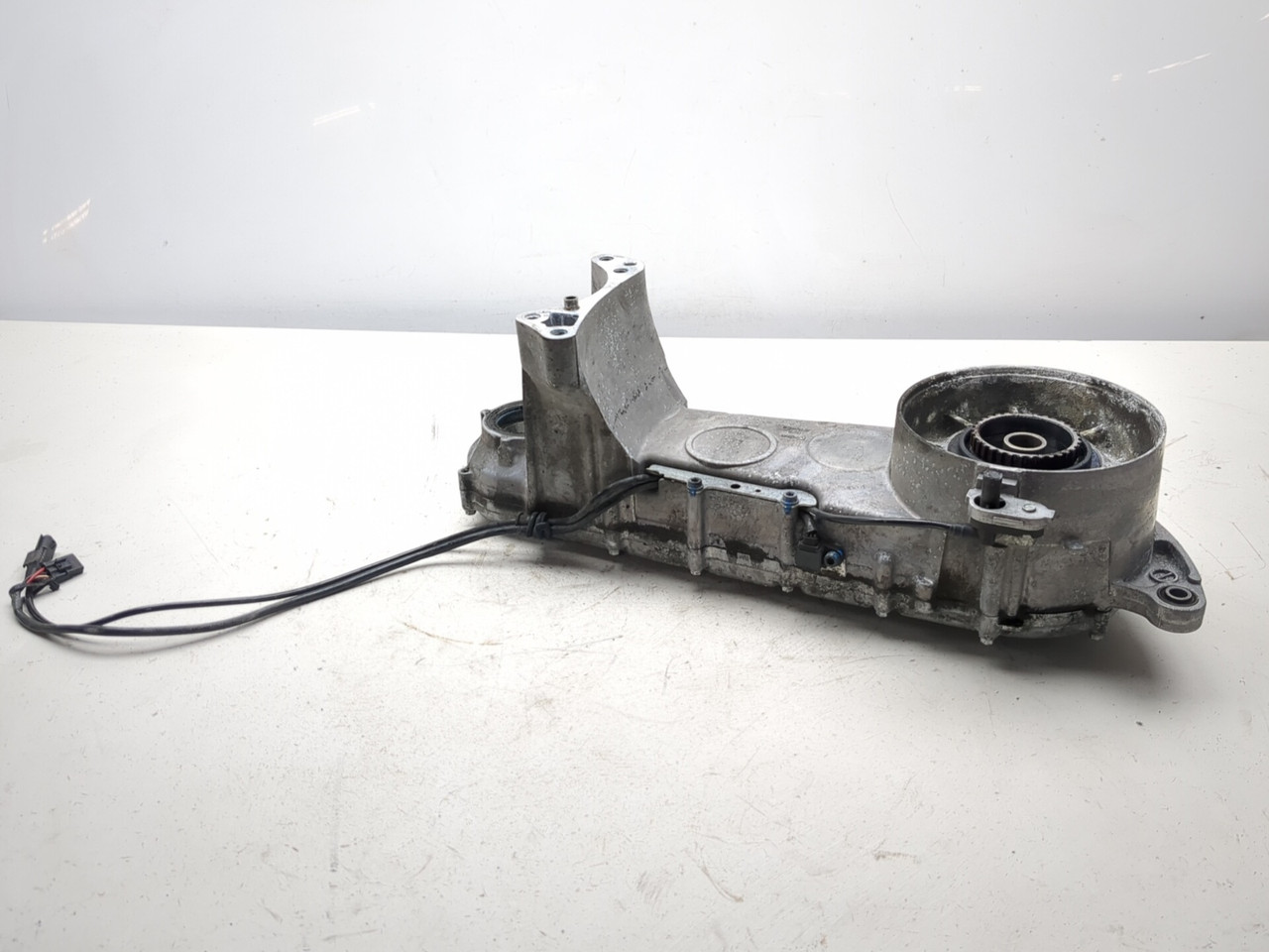 13-18 Suzuki Burgman AN650 Rear Left Final Drive Gearcase 24751