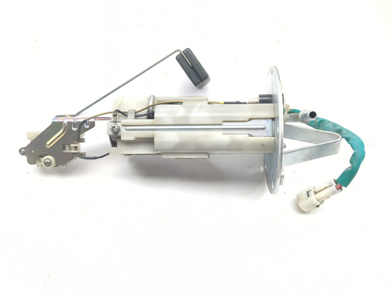 08-20 Suzuki Hayabusa GSX1300R In-take Gas Fuel Pump Assembly