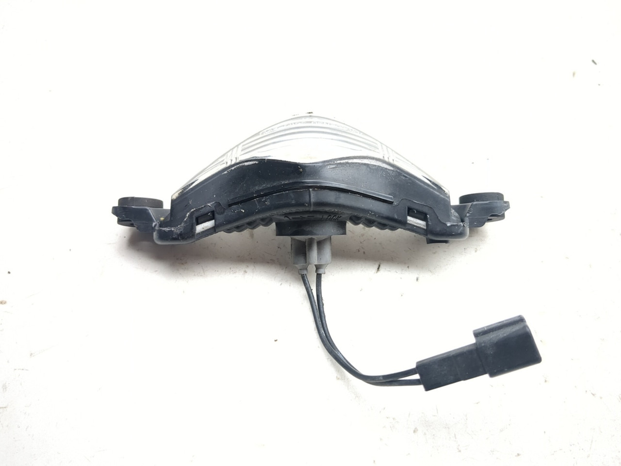 07 08 Suzuki GSXR 1000 Front Position Central V-Shaped Headlight