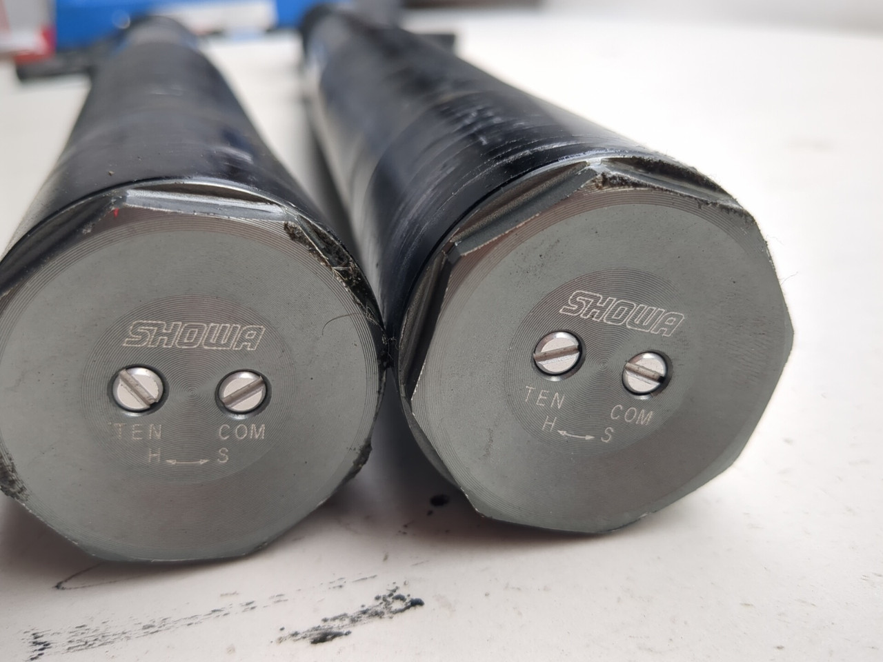 ワン13本セット 09-16 Suzuki GSXR 1000 Front Left Right Fork Suspension Tubes