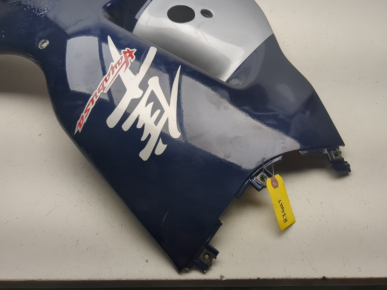 99-07 Suzuki Hayabusa GSX1300R Right Side Fairing Cowl Body Cover