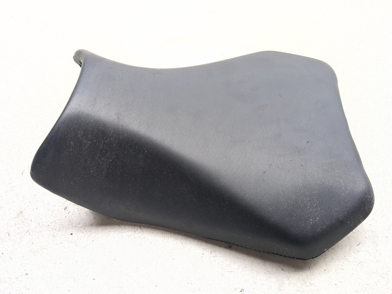 11-25 Suzuki GSXR 600 750 Front Seat Bench Saddle Driver 45100