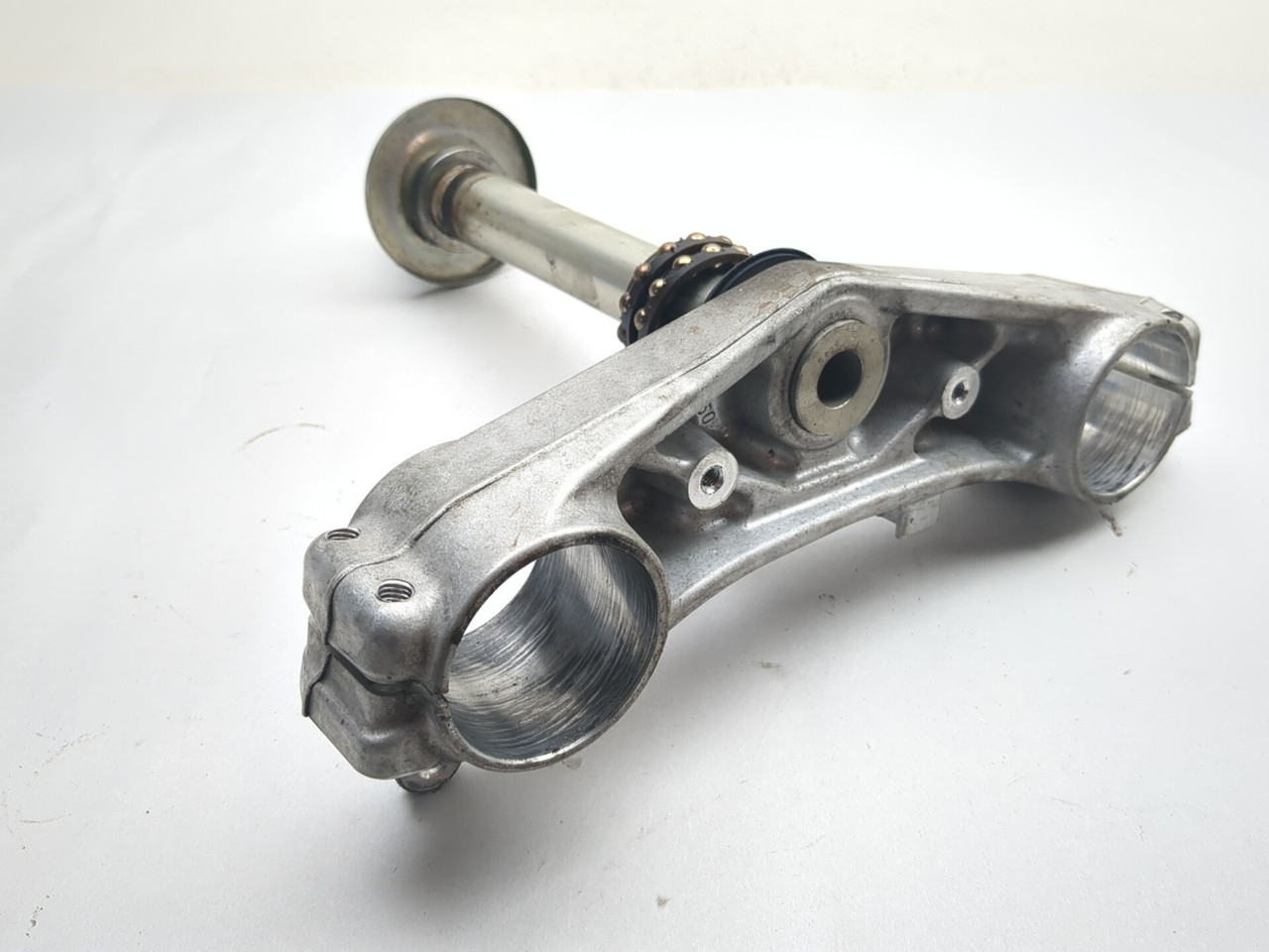 08-10 Suzuki GSXR 600 750 Front Lower Triple Tree Yoke Stem Clamp