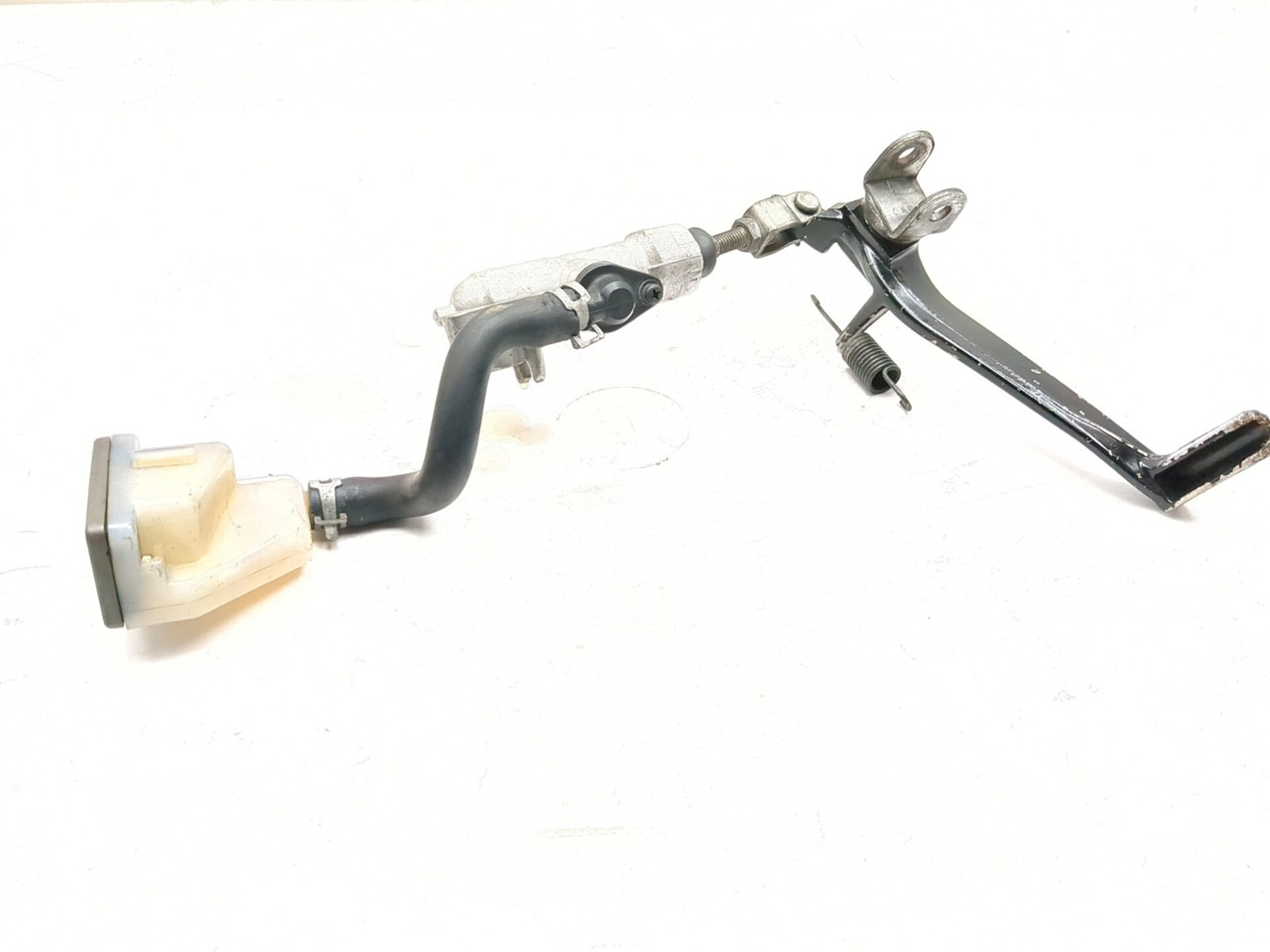 03-07 Suzuki SV1000 Right Master Cylinder with Brake Pedal 69600