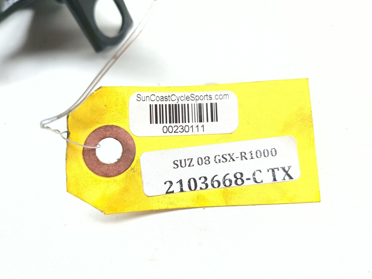 07 08 Suzuki GSXR 1000 Rear Left Right Passenger FootPeg Bracket