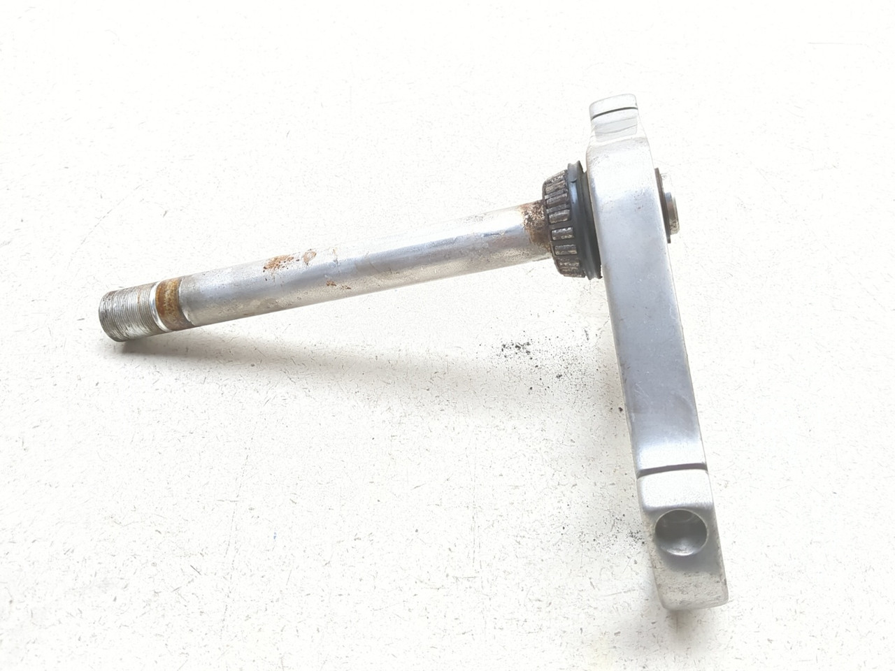 02-06 Harley Davidson VROD VRSCA Lower Triple Tree Yoke Stem Clamp