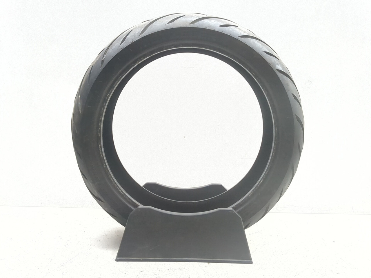 Metzeler Cruisetec Rear Tire 180/55ZR18 - Sun Coast Cycle Sports