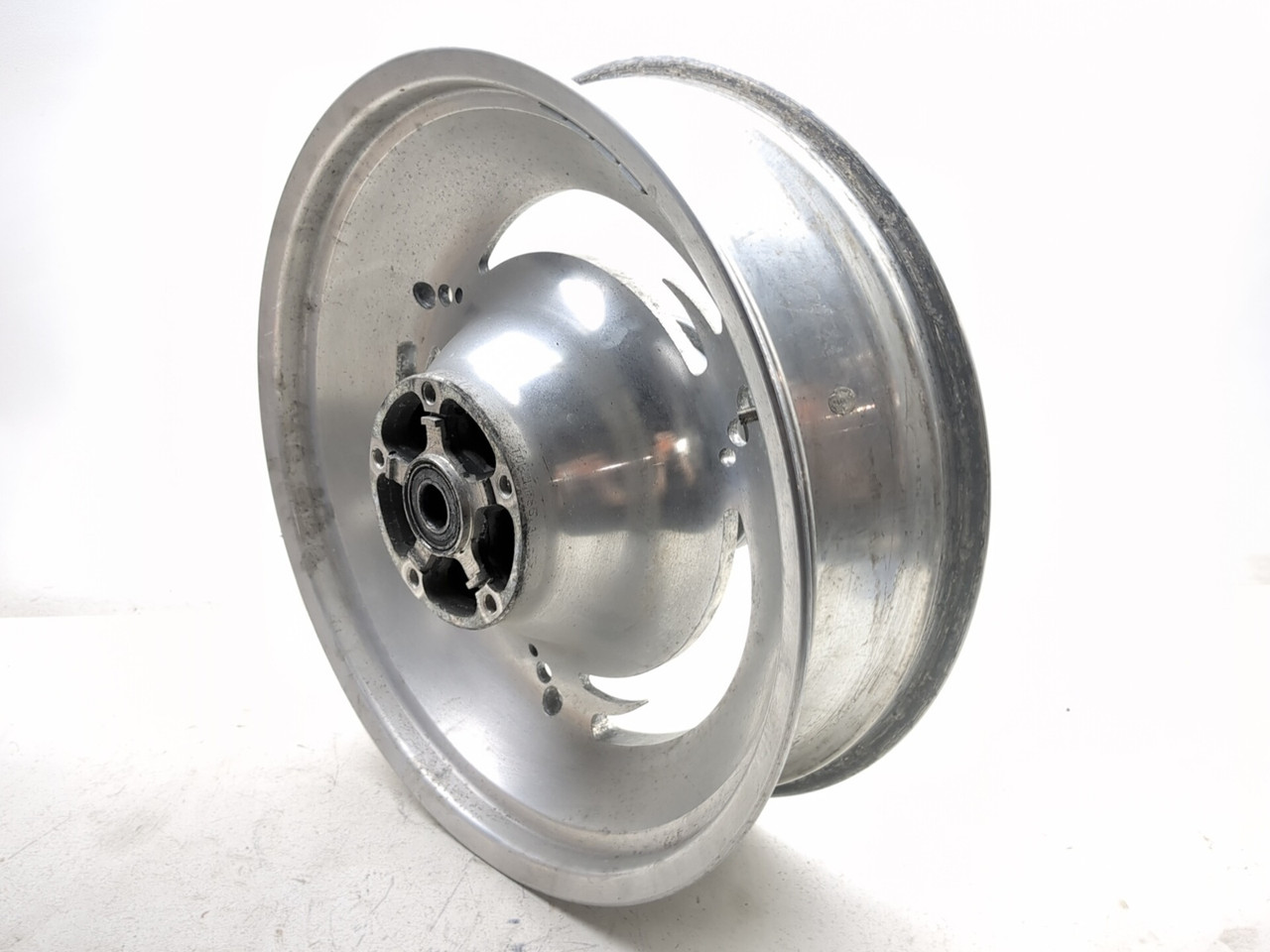 02-06 Harley-Davidson VROD VRSCA Rear Wheel Rim 18X5.50 STRAIGHT