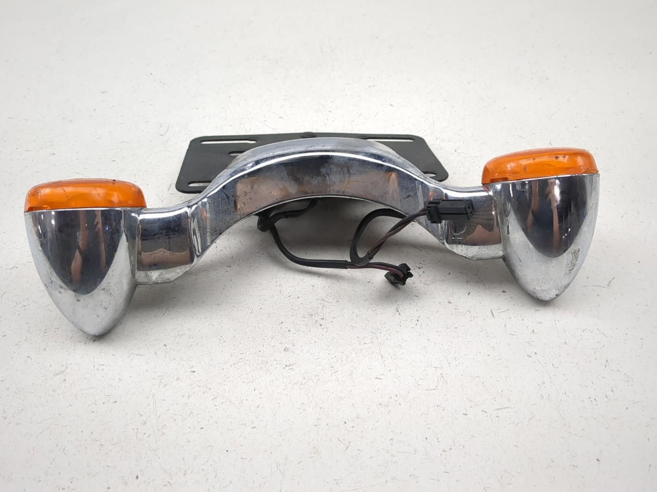 07-13 Harley Street Glide FLHX Rear Turn Signal Bar Assembly 68629