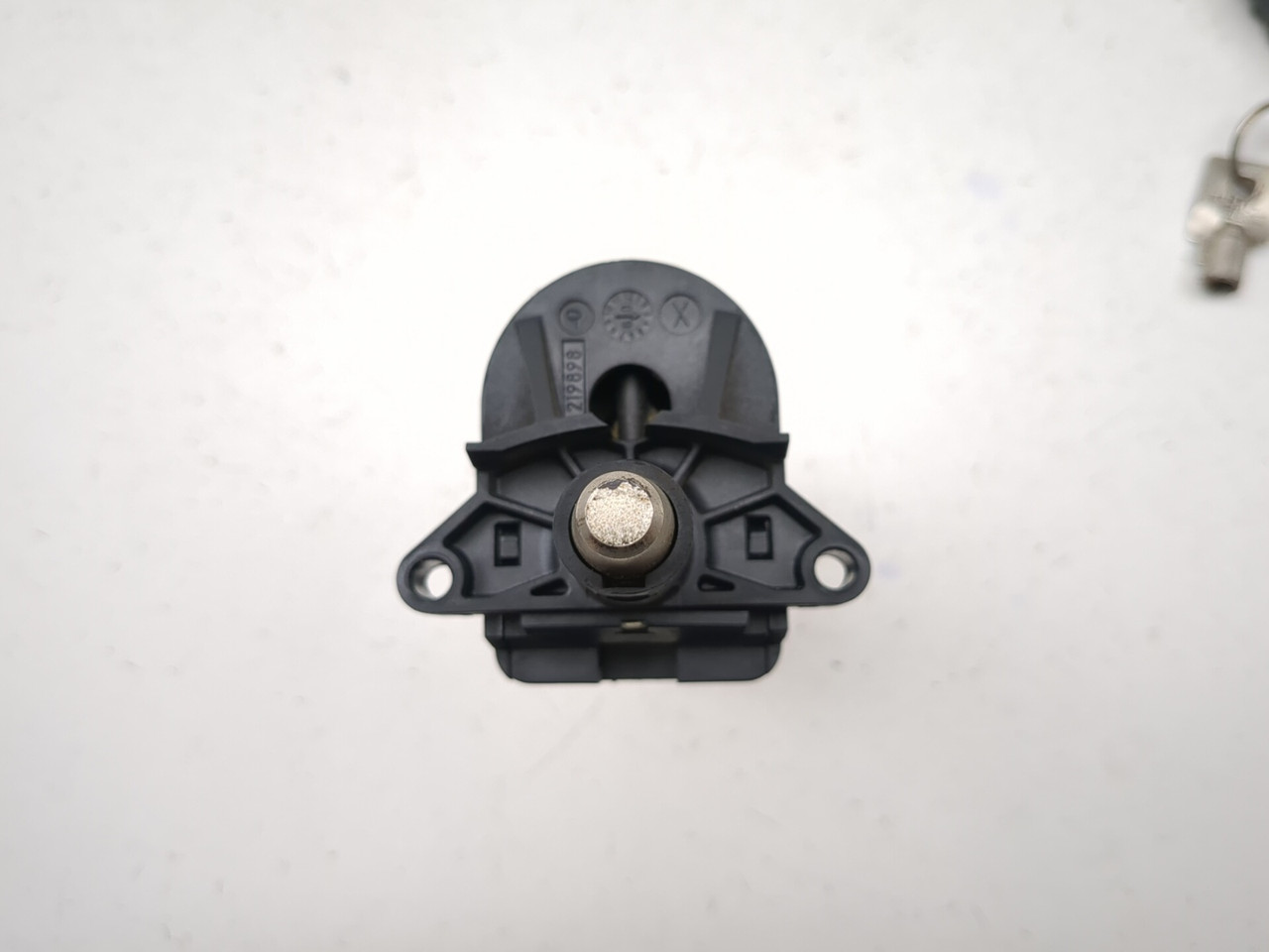 07-13 Harley Street Glide FLHX Ignition Switch Fuel Cap with Key