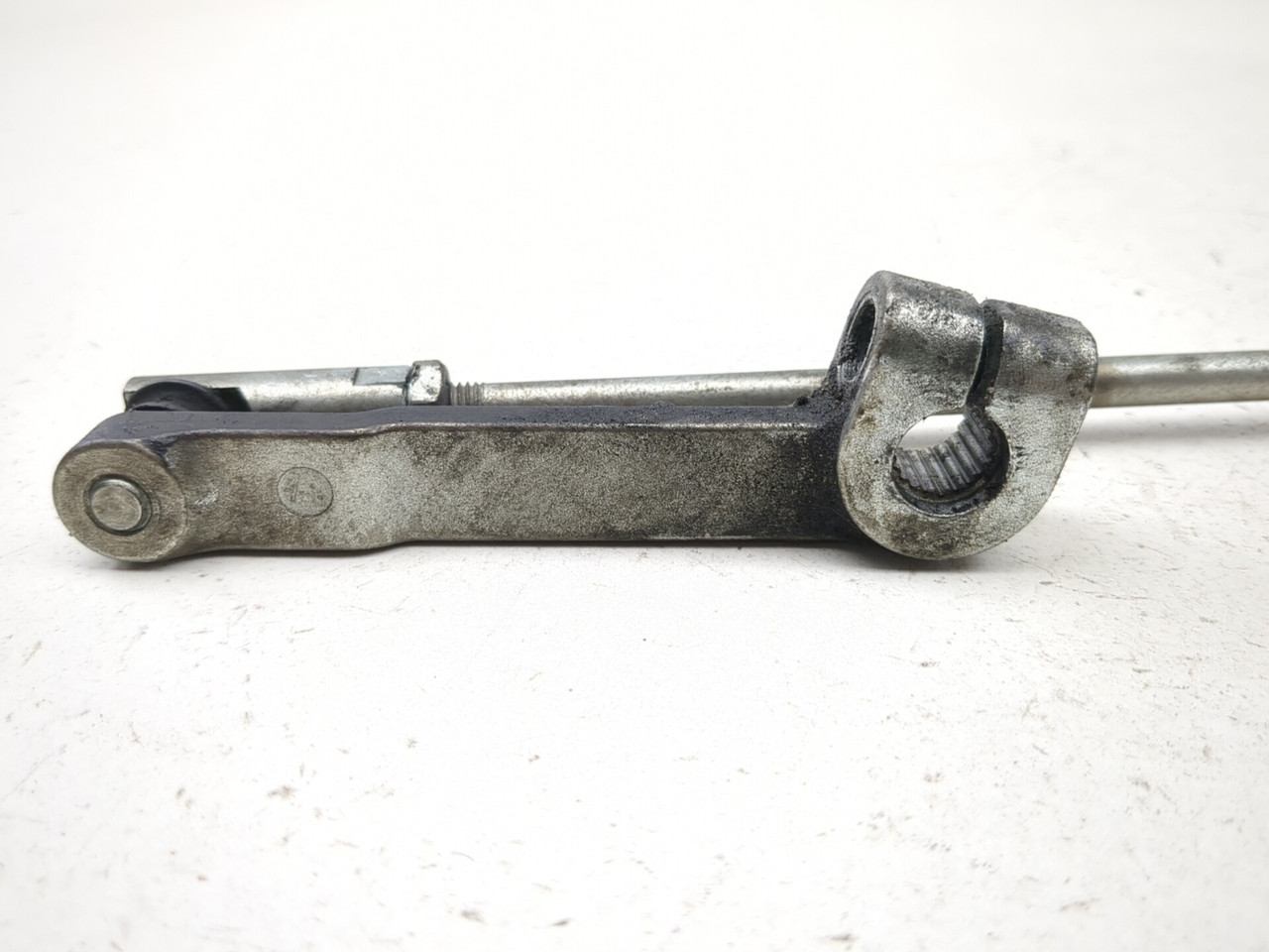 07-13 Harley Street Glide FLHX Left Shift Linkage 33727-00A - Sun