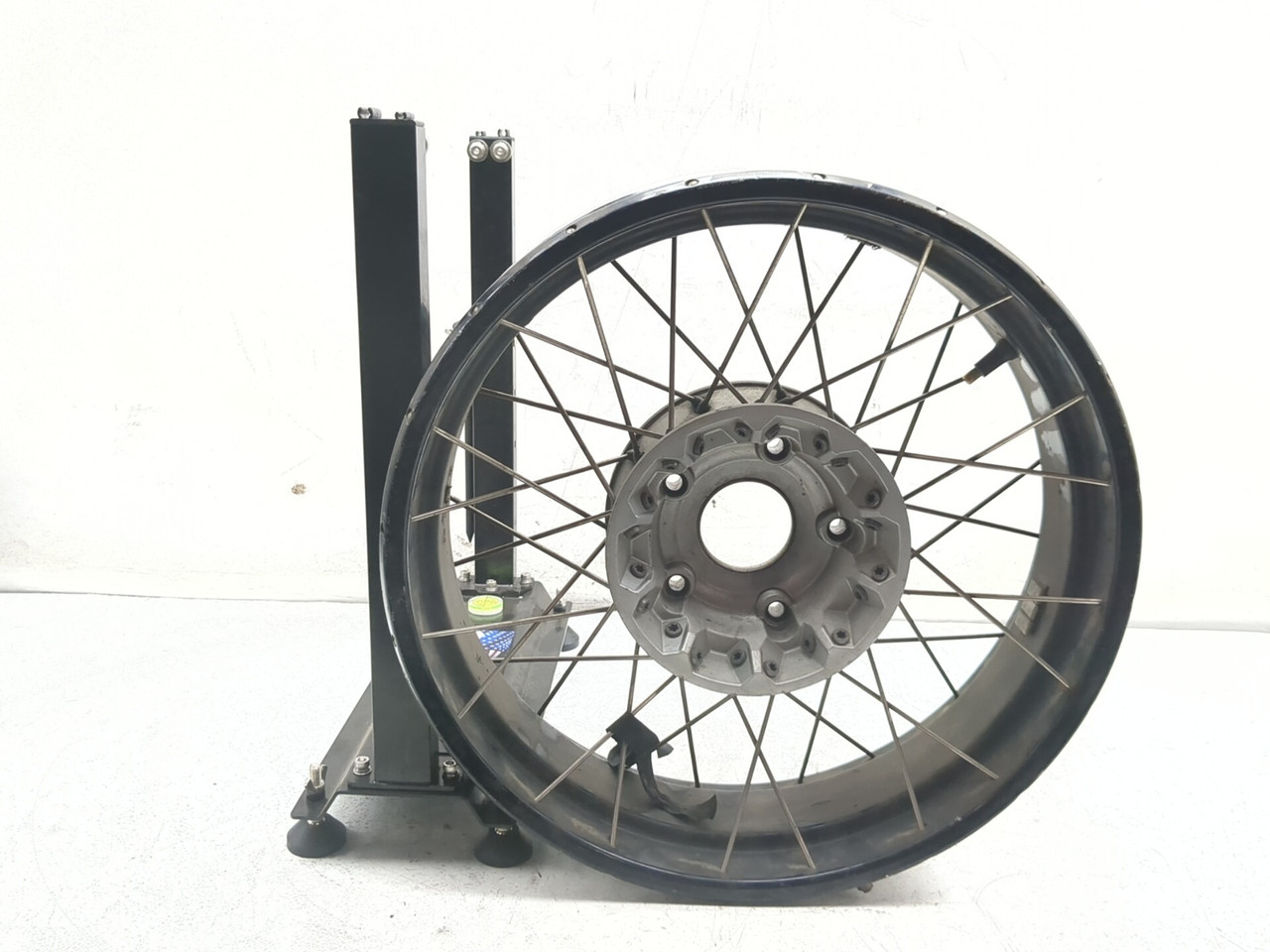  水冷 R1200/R1250 GS Adventure リア ホイール 09-13 BMW R1200GS Adventure Rear Wheel Rim 17X4.00 STRAIGHT