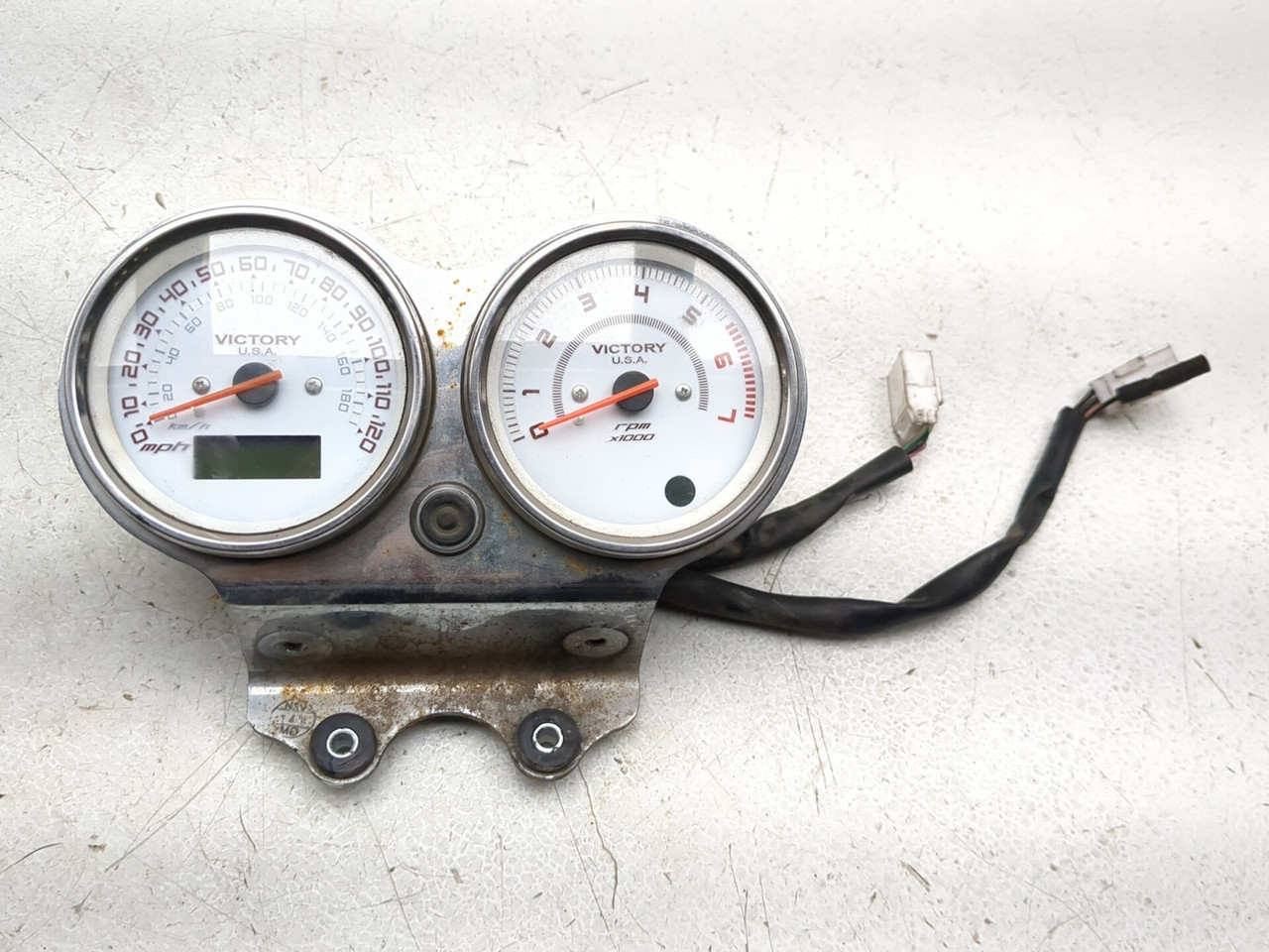 06-09 Victory Vegas 8 Ball Front Speedometer Tach Dash Cluster