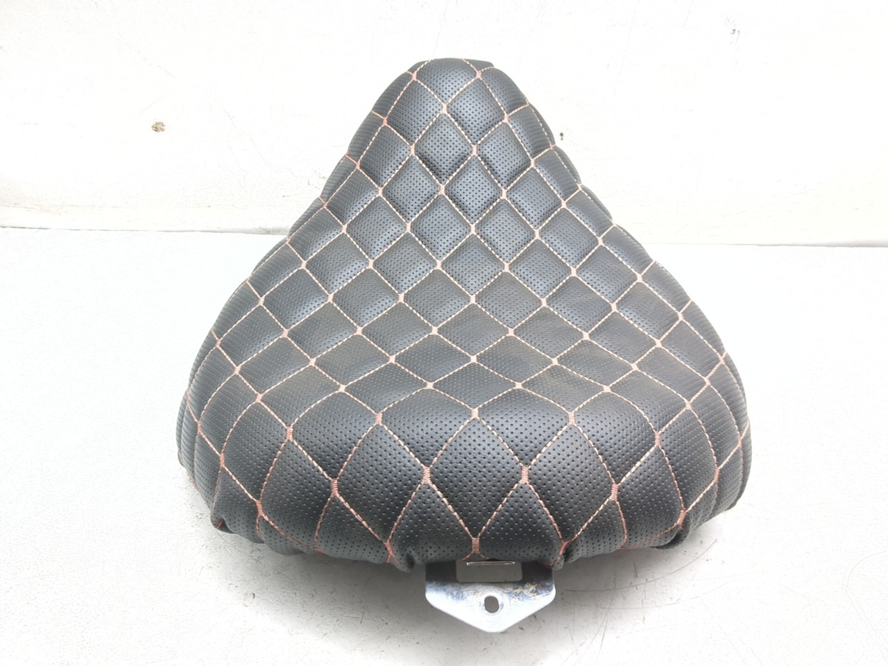 02-06 Triumph America Front Driver Passenger Seat 2305680 - Sun