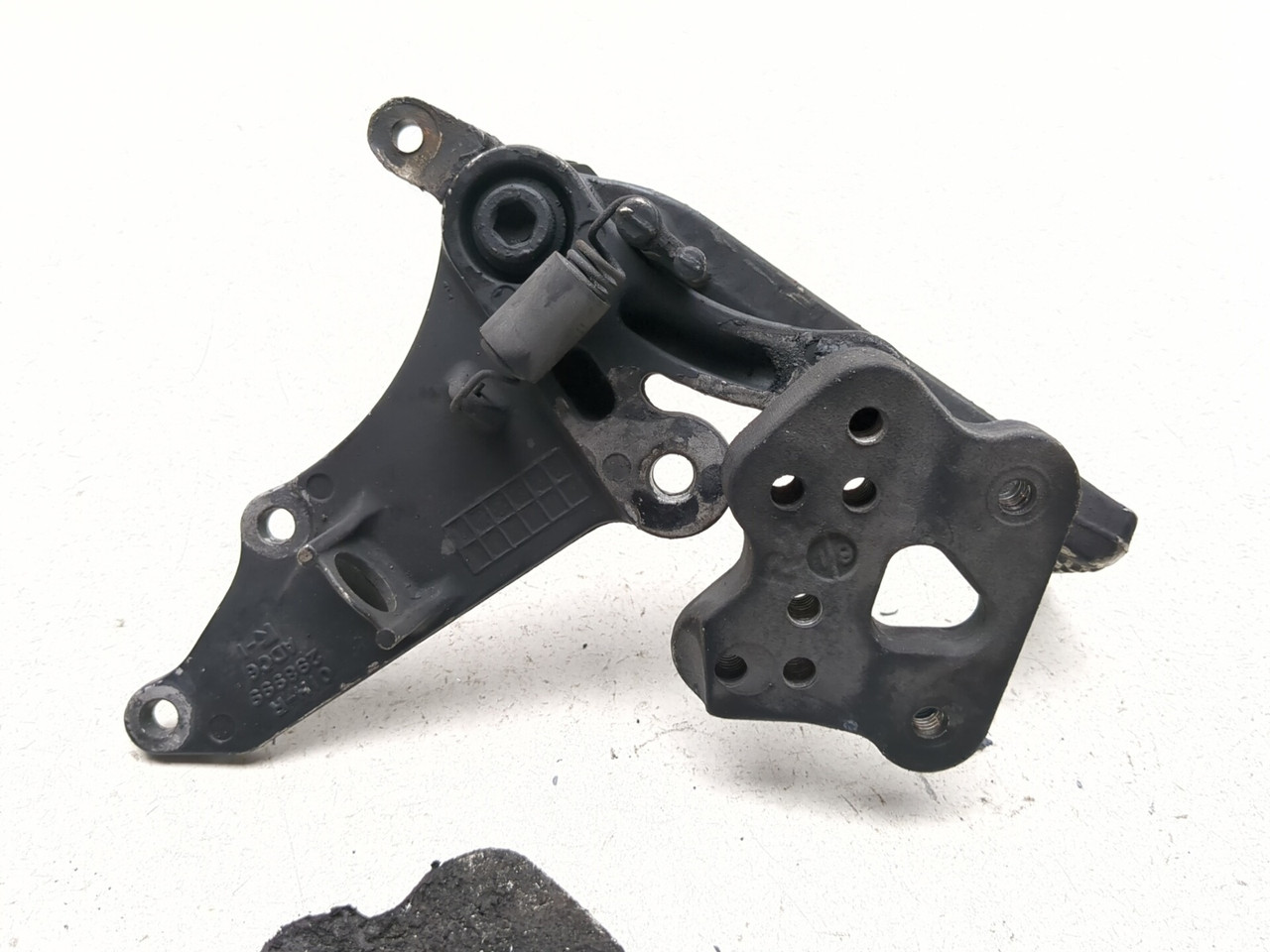 06-07 Suzuki GSXR 600 750 Front Left Right Foot Peg Assembly Set