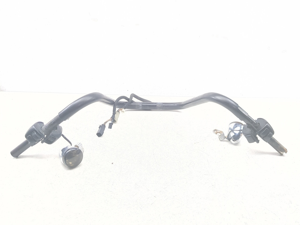 10-17 Harley FXDWG Dyna Wide Glide Front Handlebars STRAIGHT 55857