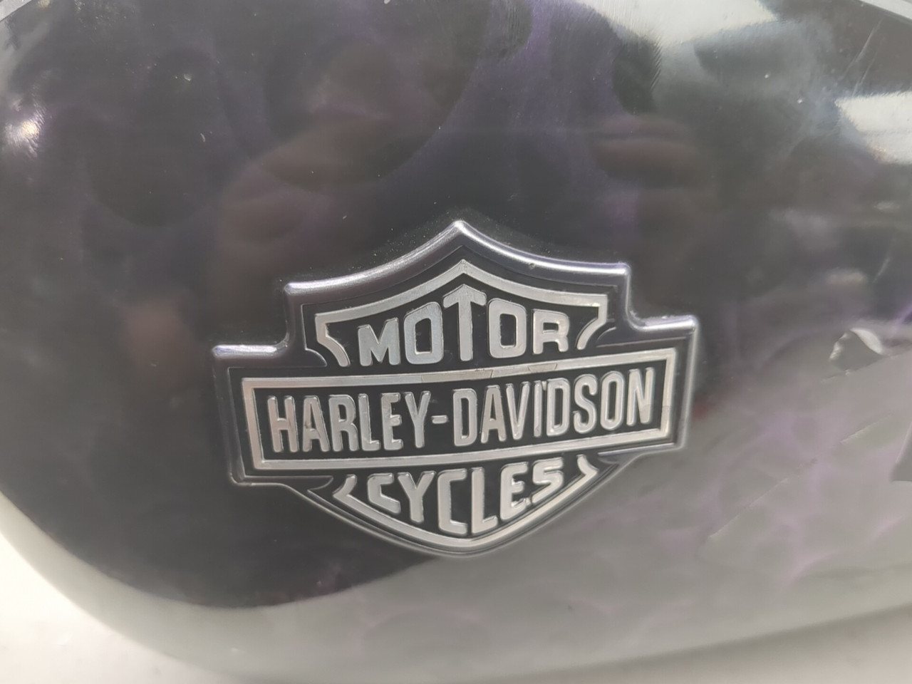 10-17 Harley FXDWG Dyna Wide Glide Gas Fuel Tank 61000707 - Sun