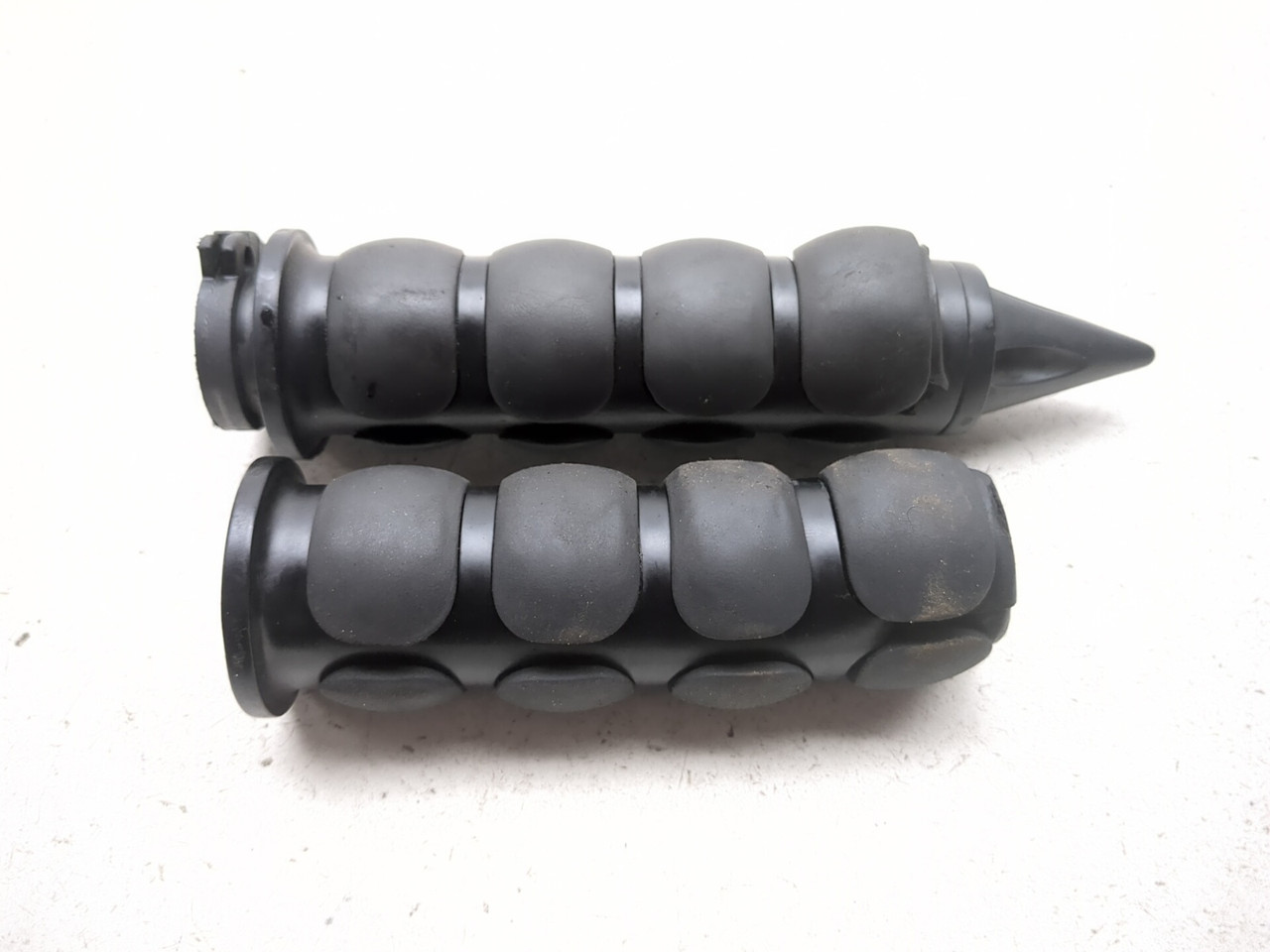 06-17 Suzuki VZR1800 M109R Boulevard Front Kuryakyn ISO-Grip Set