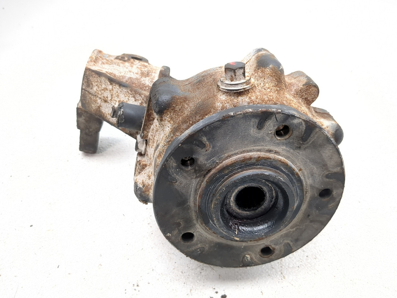 04-10 Kubota RTV 900 RTV900 Front Right Steering Knuckle K7561 04-10 Kubota RTV 900 RTV900 Front Right Steering Knuckle K7561