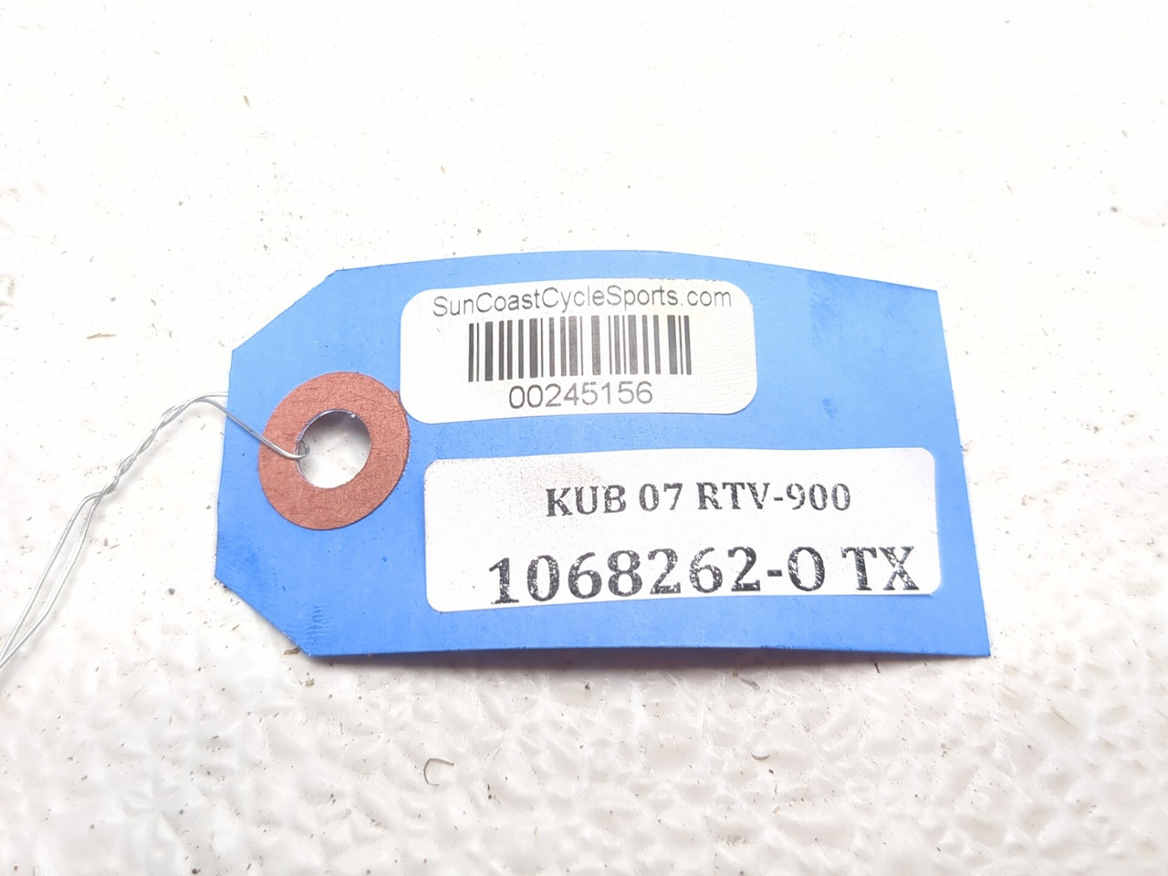 04-10 Kubota RTV 900 RTV900 Front Right Steering Knuckle K7561