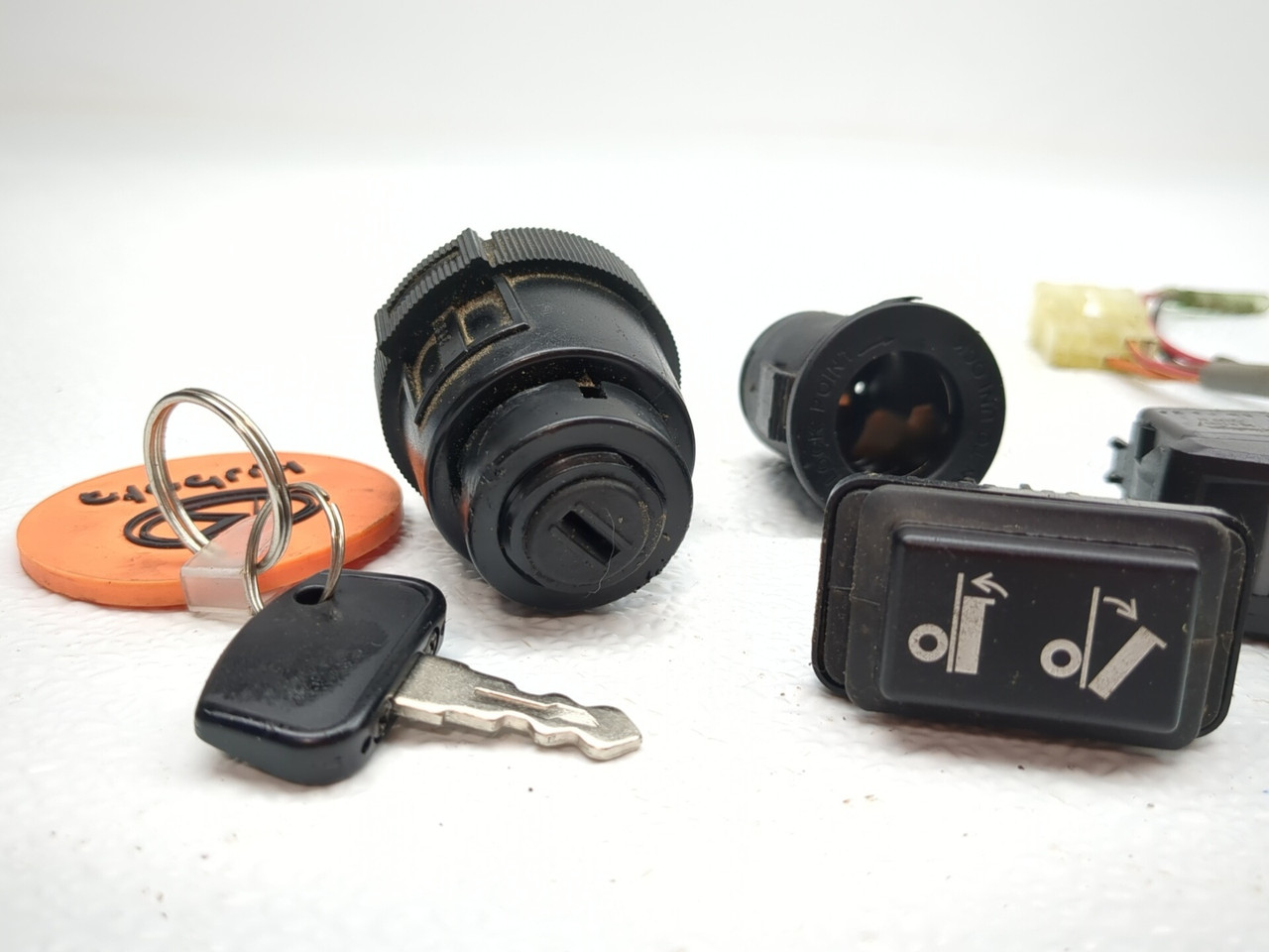 18-25 Kubota RTV XG850 Sidekick Front Ignition 4WD Headlight