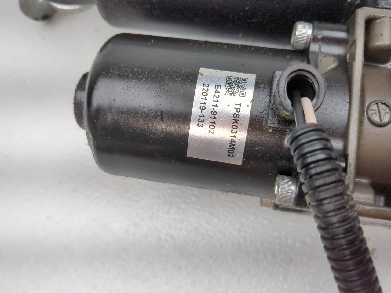 18-25 Kubota RTV XG850 Sidekick Rear Electric Dump Bed Actuator