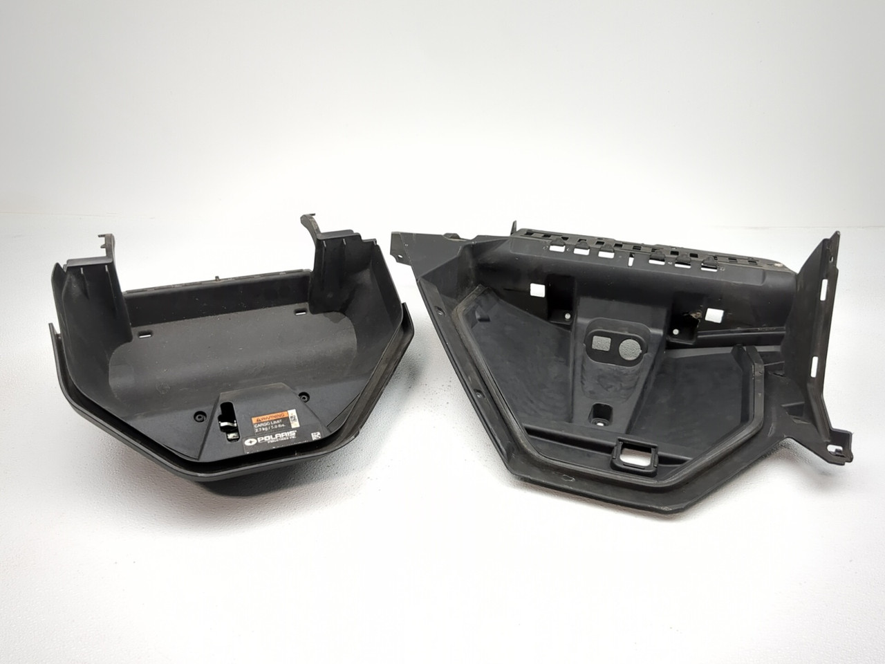 20-26 Polaris Slingshot SL Front Right Glove Box 5455675 - Sun