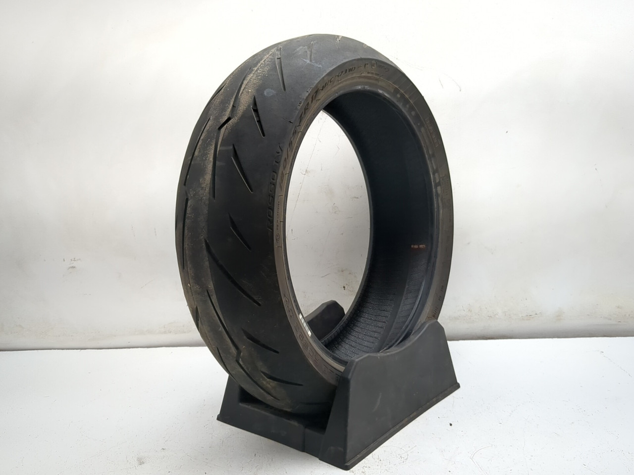 Pirelli Diablo Rosso IV Rear Tire 180/55ZR17 - Sun Coast Cycle