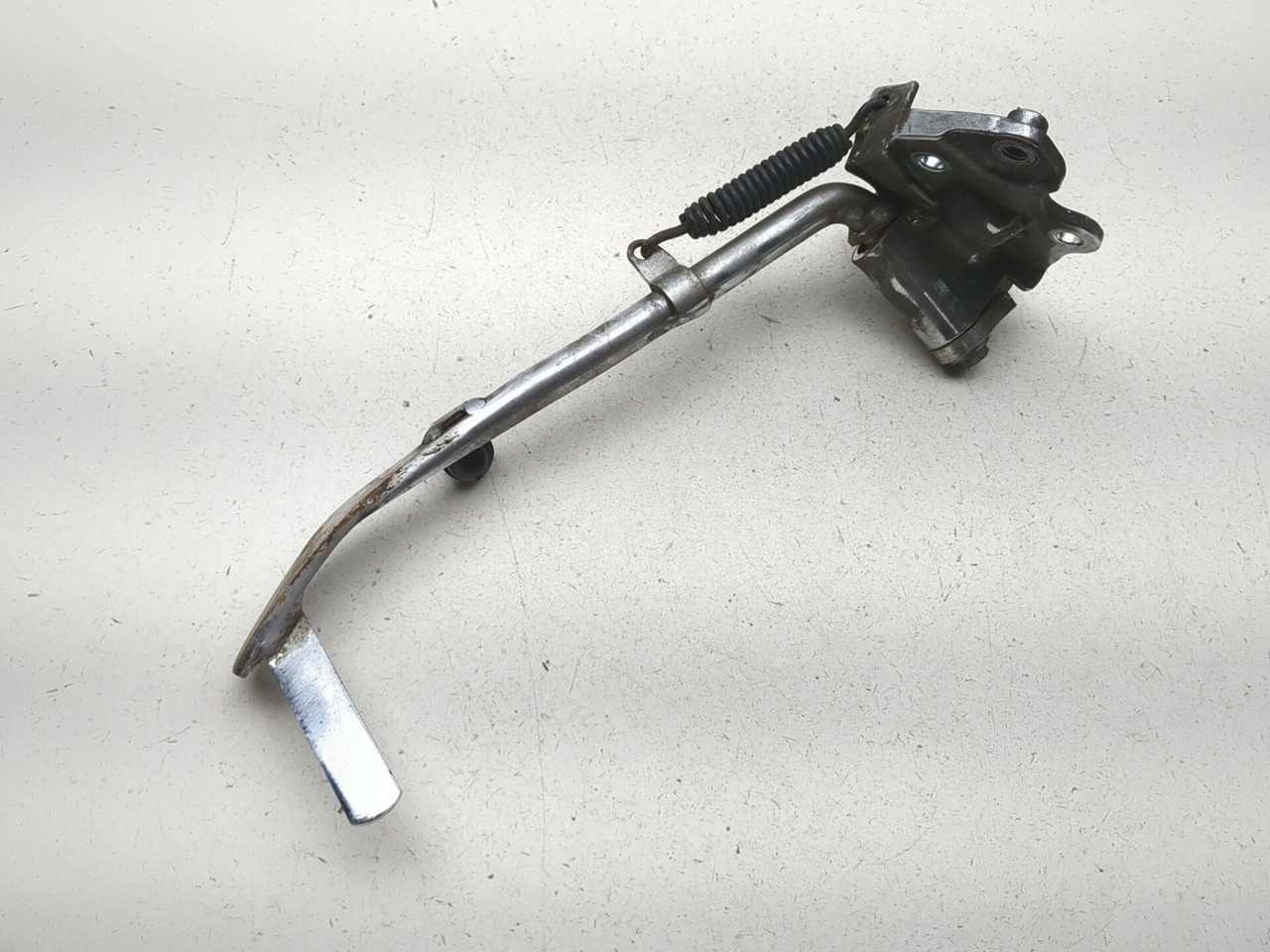 17-23 Harley-Davidson Road Glide FLTRXS Left Jiffy Stand Assembly