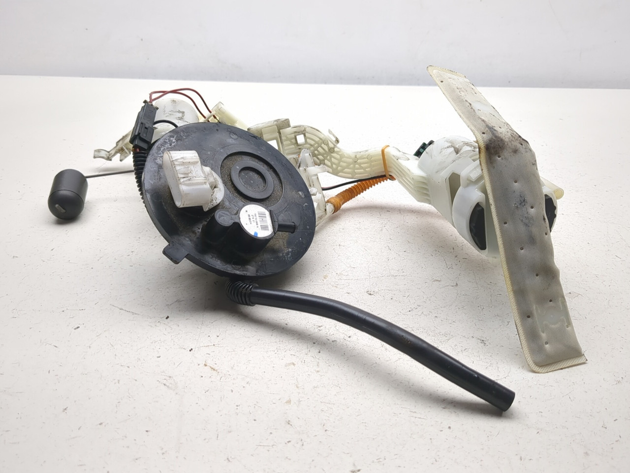 17-23 Harley-Davidson Road Glide FLTRXS Fuel Pump Assembly 75076