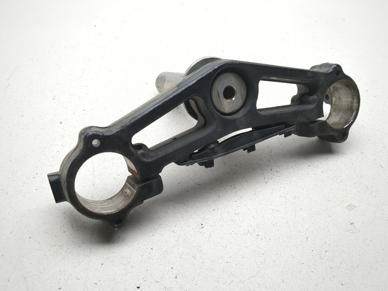17-23 Harley Davidson Road Glide FLTRXS Front Lower Triple Tree