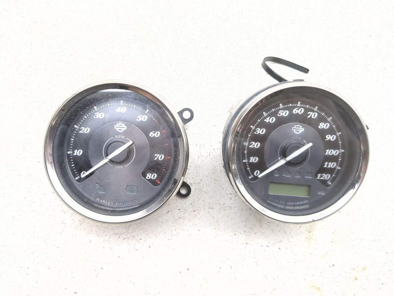10-13 Harley FLHTK Electra Glide Ultra Speedometer Tachometer Set