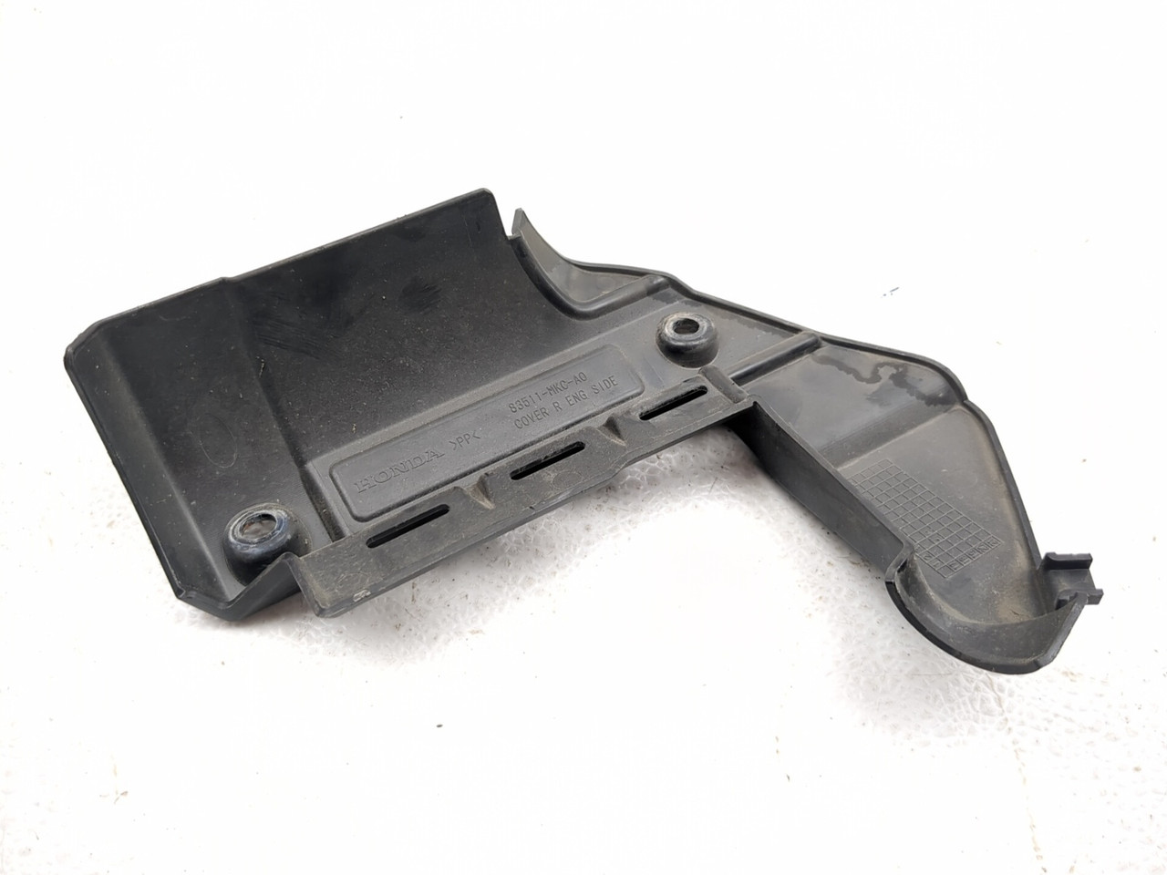 ドア 18-26 Honda GL1800B Goldwing 1800 Right Engine Side Cover 83511