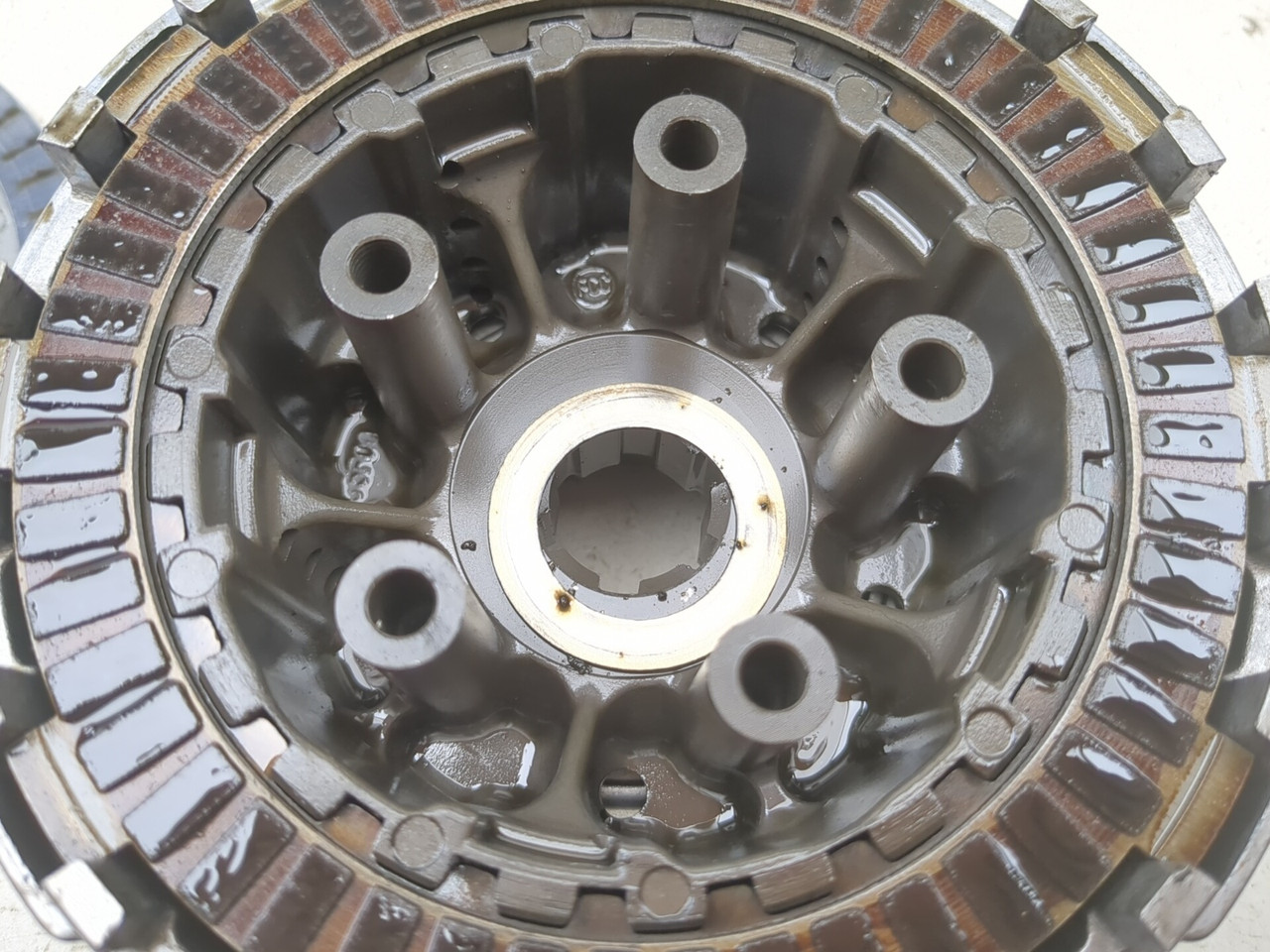 01-03 Suzuki GSXR 600 750 Right Clutch Basket 21200-35811 - Sun